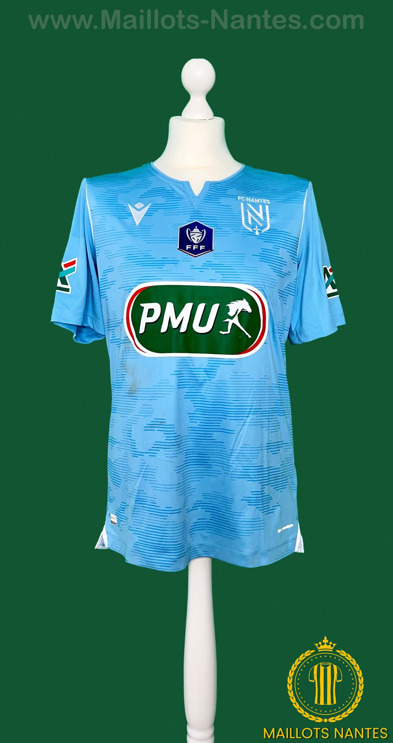 Maillot FC Nantes port par Denis Petric 2020 2021